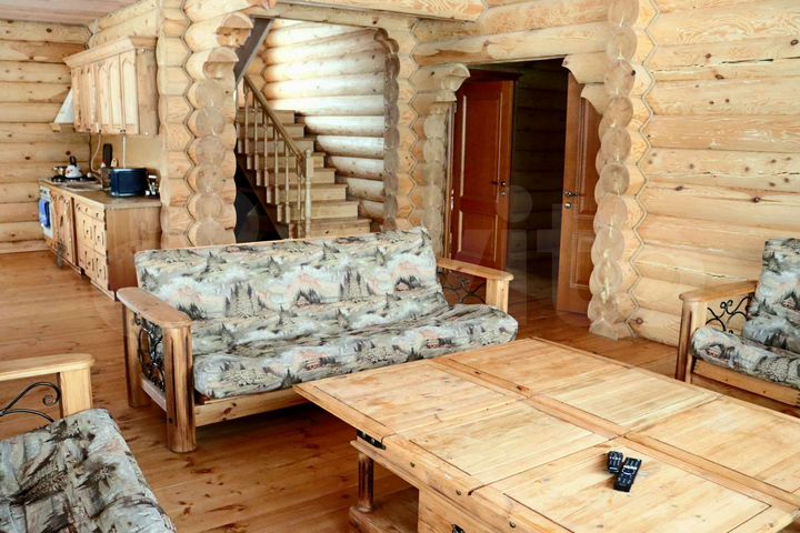 Коттедж 200 м² на участке 20 сот.