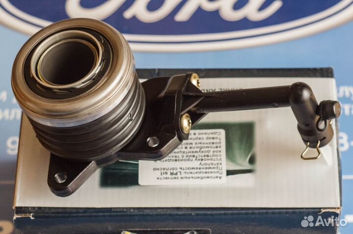 Выжимной подшипник Форд Транзит 2.0 дизель 00-02