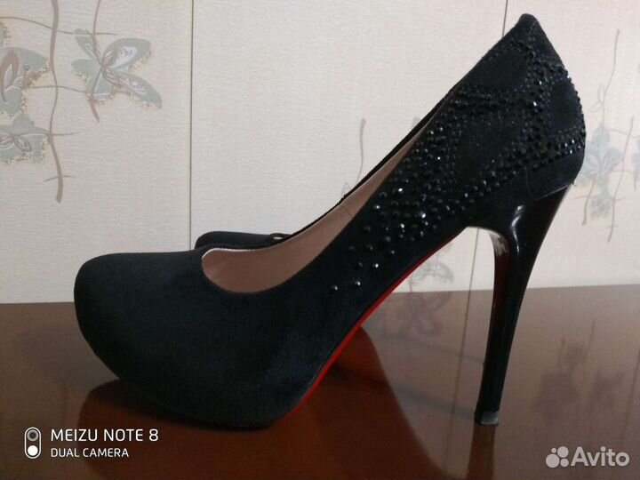 Женские туфли