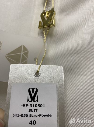 Костюм женский оригинал
