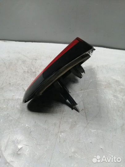 Фонарь крышки багажника Renault Kaptur 1 1.6-L