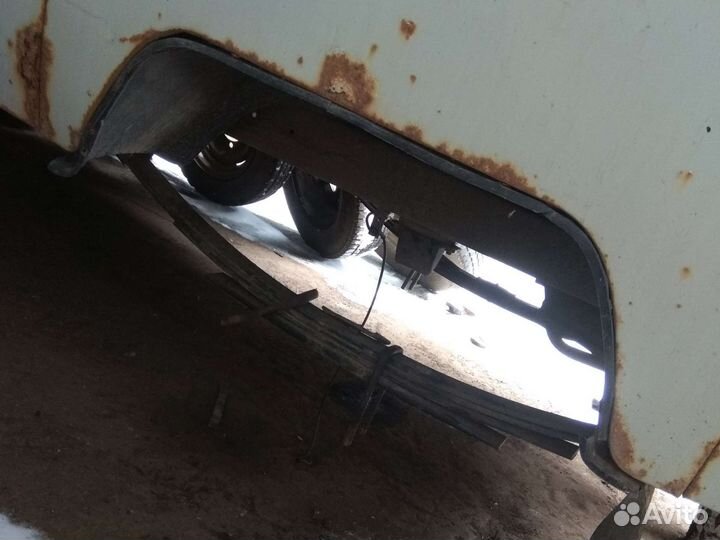 Лакера подкрылки УАЗ буханка