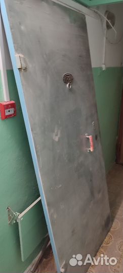 Дверь входная металлическая