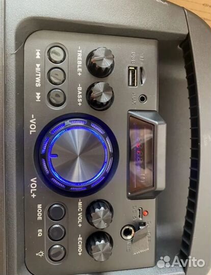 Большая блютуз колонка. Регулировка частот