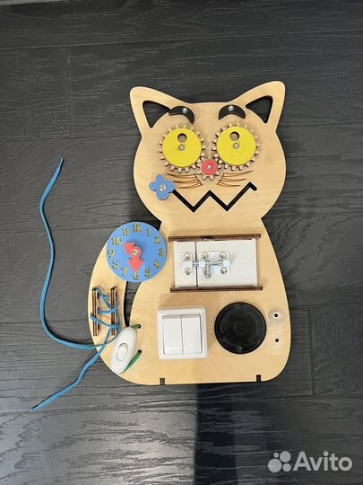 Игрушки много разные ращвиваюие по Паевской