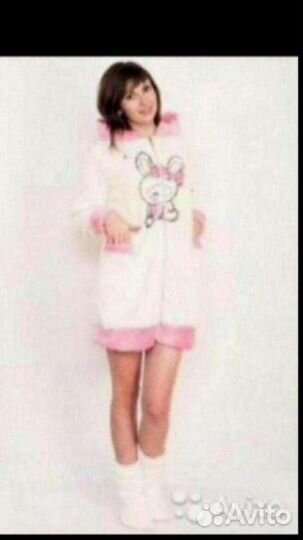 Халаты р46-48 новые по 1100 и р44 пижамы