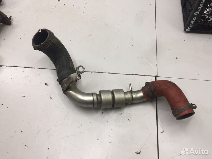 Патрубок интеркулера (Jaguar XF)