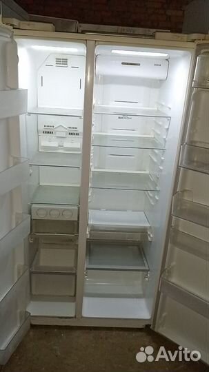 Холодильник бу LG side-by-side