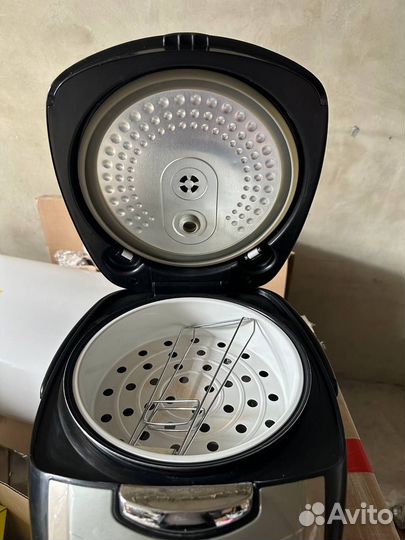 Мультиварка Redmond RMC-M4502