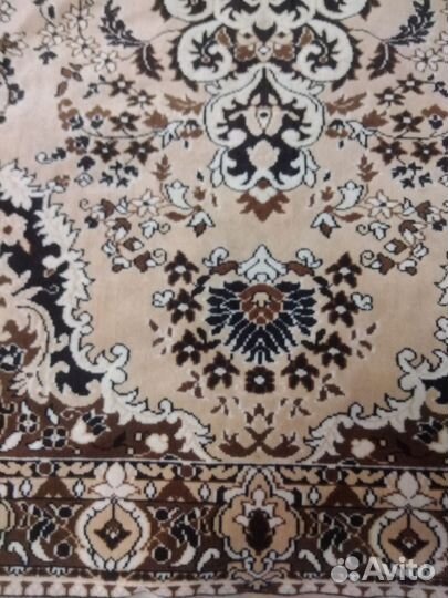 Ковровое покрывало СССР на диван и кресло