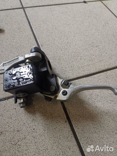 Тормозная машинка Yamaha fx nytro rtx