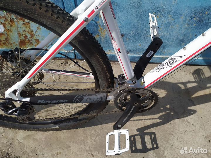 Велосипед GT Avalanche Elite (2015)