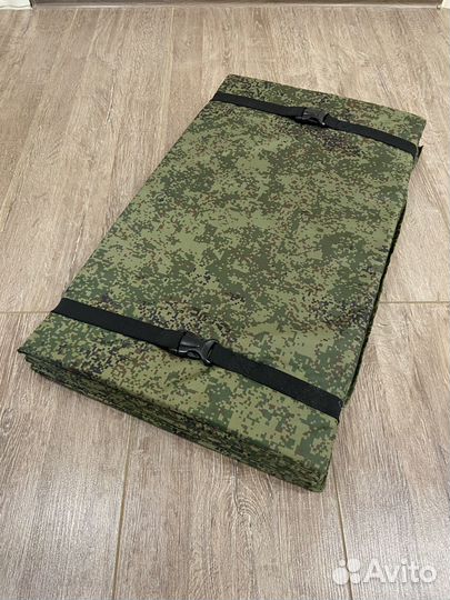 Коврик туриста (камуфлированный)