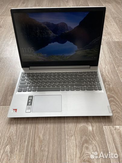 Ноутбук Lenovo