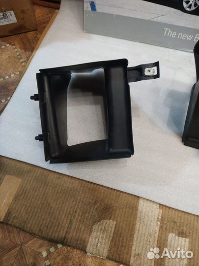 Воздуховод вынес.радиатор BMW 7' G12 M760