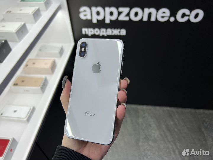 iPhone Xs, 64 ГБ