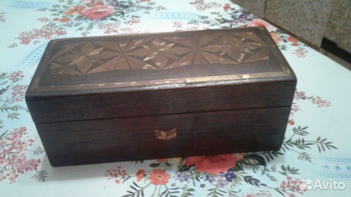 Шкатулка