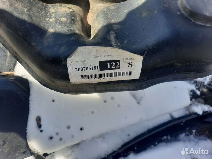 Бензобак на Nissan Primera III P12