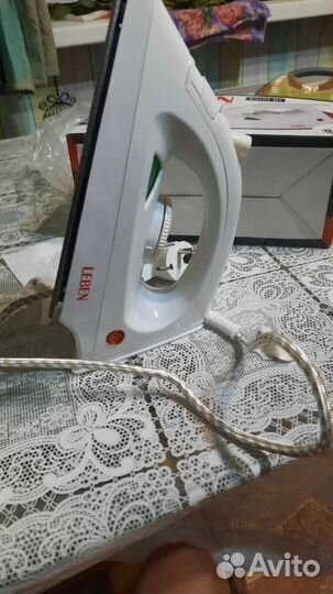 Утюг с парогенератором новый