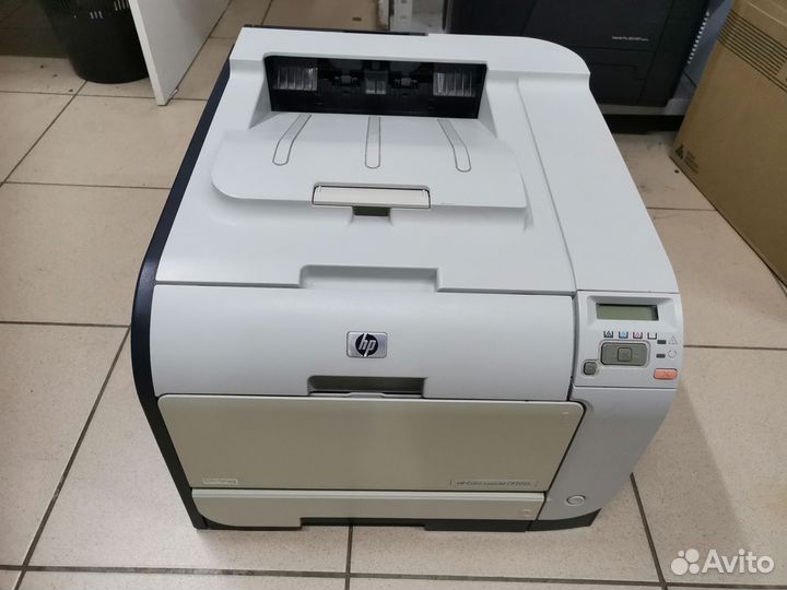 Цветной лазерный принтер HP CP2025