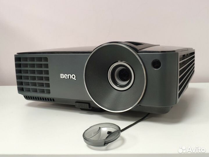 Супер яркий проектор benq