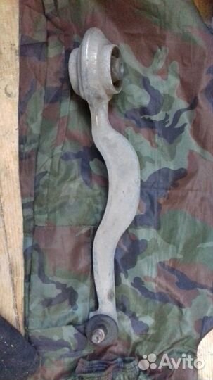 Pычaг на мерседес w221 S clаss