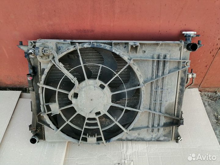 Кассета радиаторов Kia Sportage / Hyundai IX35 10