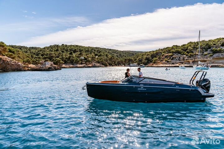 Моторная яхта Е26 Rider Порт Колом