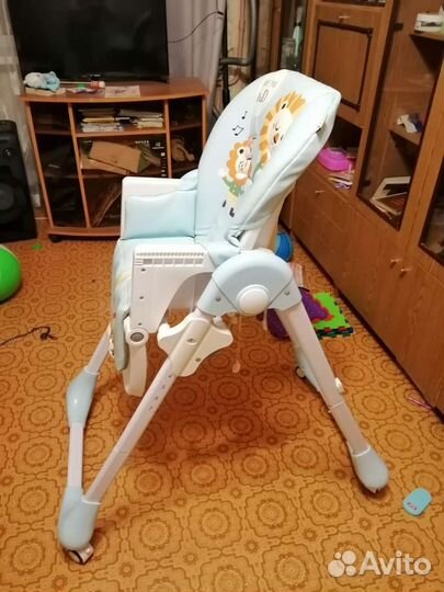 Детский столик для кормления