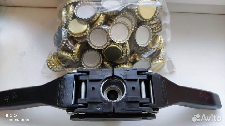 Аппарат для закрытия бутылок