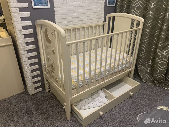 Детская кроватка Angela Bella Жаклин