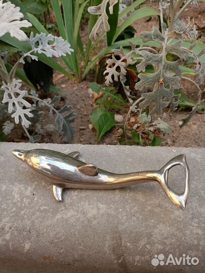 Открывалка дельфин винтаж латунь с серебрением