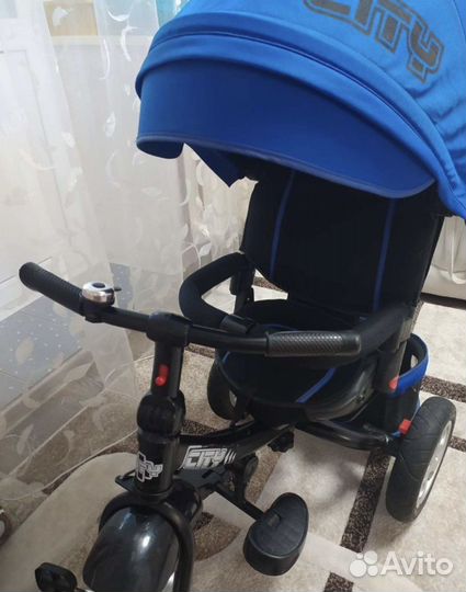 Велосипед с родительской ручкой