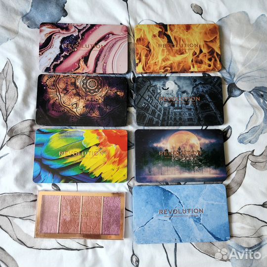 Тени для век и румяна revolution (1 шт)