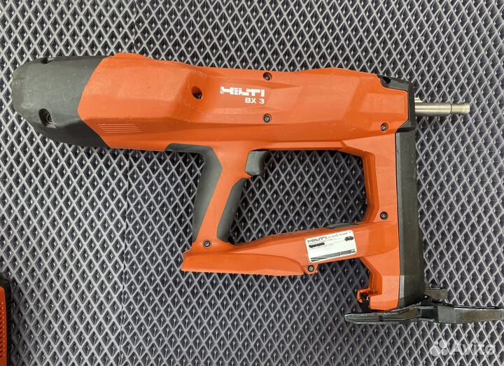 Монтажный пистолет Hilti bx 3 без акб