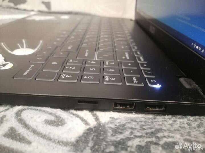 Ноутбук msi modern 15 b12m 210ru