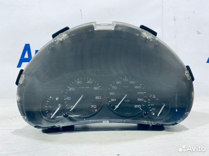 Панель приборов Peugeot Partner