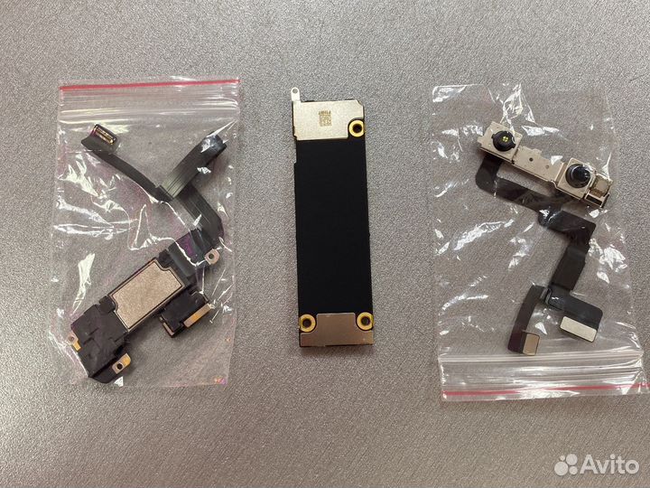 Материнская плата iPhone 11 (донор запчасть)