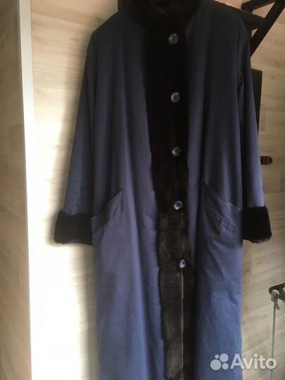 Пальто меховое женское