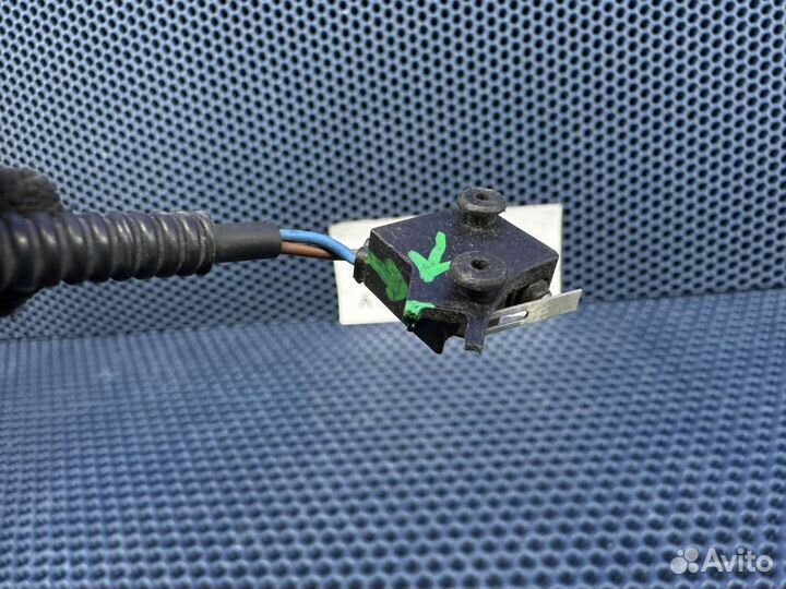 Вк концевой капота для VW Tiguan/Тигуан