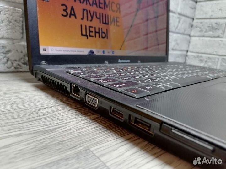 15.6 Ноутбук Lenovo G560 на Intel i3 M370