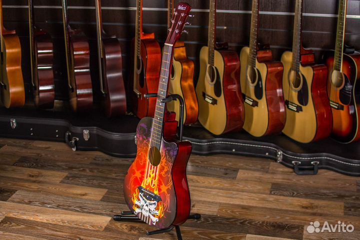 Акустическая гитара Belucci + Аксессуары