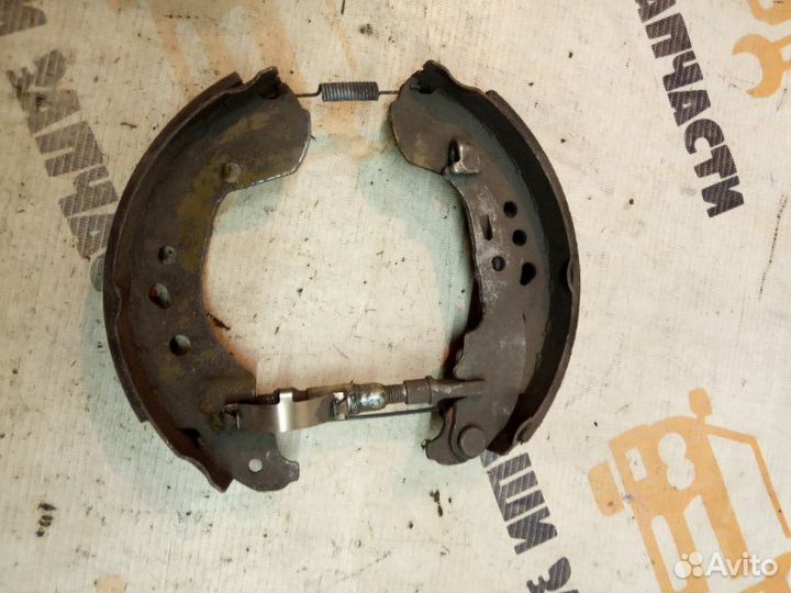 Колодки тормозные задние левые LADA 2015-2022