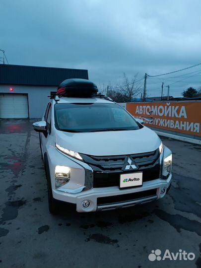 Mitsubishi Xpander Cross 1.5 AT, 2022, 16 000 км