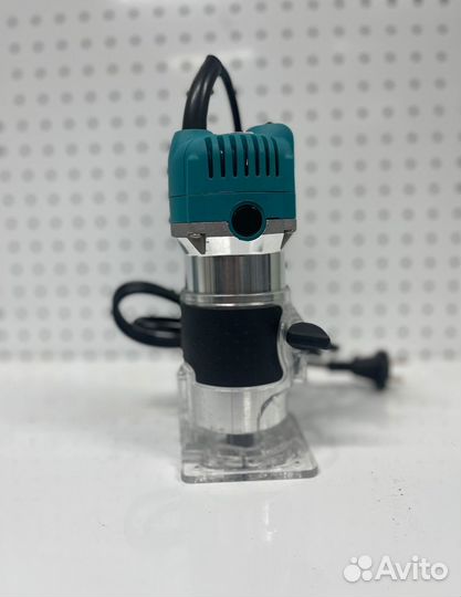 Фрезер Makita 3709 (кромочный ручной)