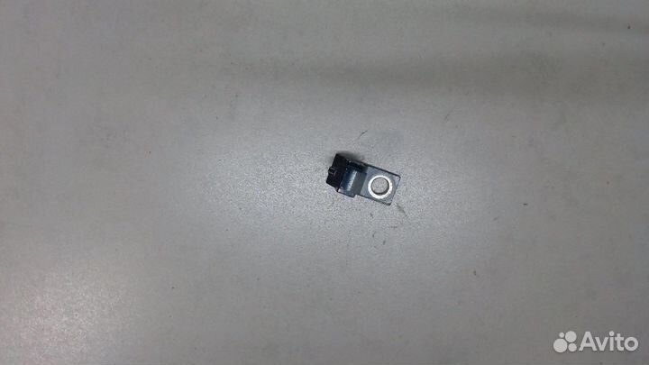 Петля двери Volkswagen Tiguan, 2012