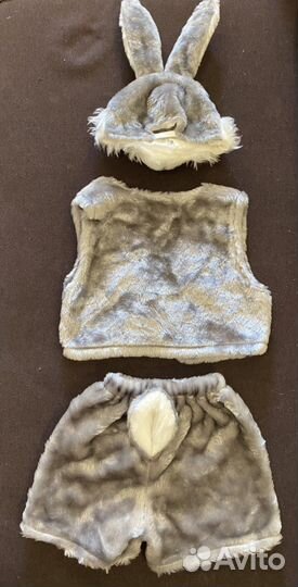 Новогодний костюм зайчика