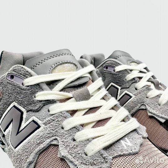 Кроссовки New Balance 2002R Grey Pink