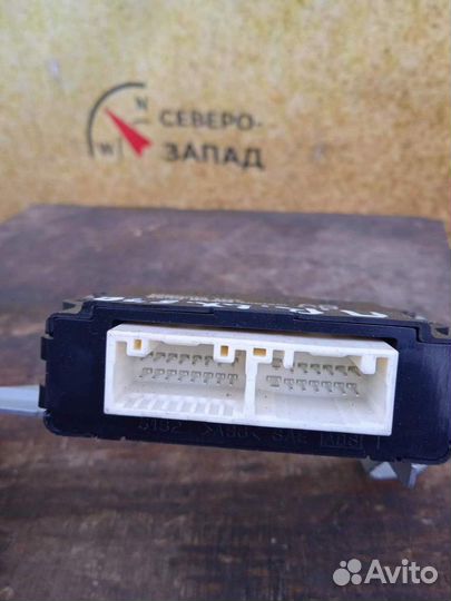 Блок управления дверьми Lexus Lx570 URJ201 3urfe