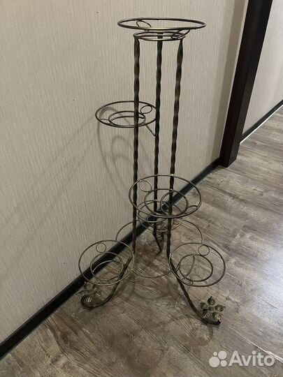 Подставка для цветов